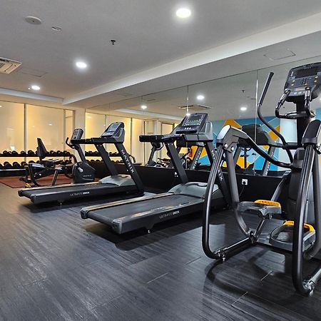 Days Hotel & Suites By Wyndham Kl - Chan Sow Lin Mrt Or Lrt Kuala Lumpur Esterno foto