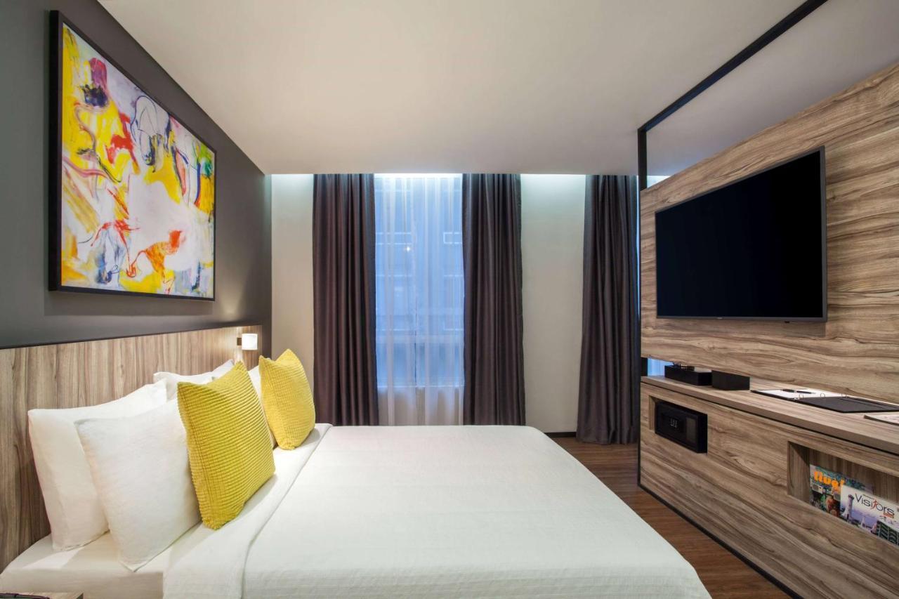 Days Hotel & Suites By Wyndham Kl - Chan Sow Lin Mrt Or Lrt Kuala Lumpur Esterno foto