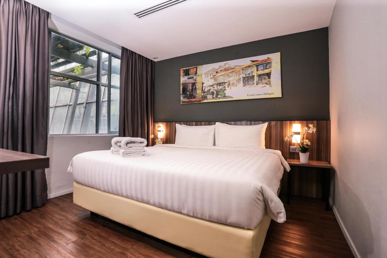 Days Hotel & Suites By Wyndham Kl - Chan Sow Lin Mrt Or Lrt Kuala Lumpur Esterno foto