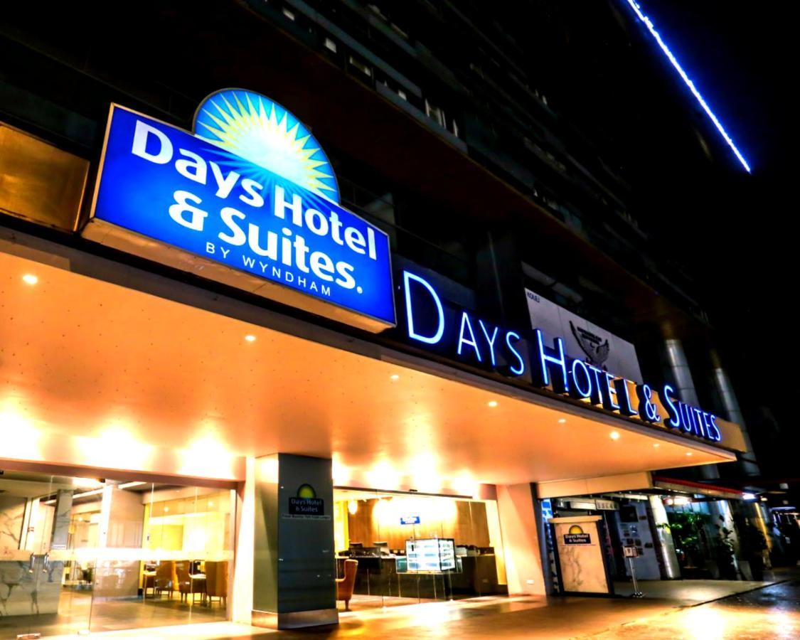 Days Hotel & Suites By Wyndham Fraser Business Park Kl Kuala Lumpur Esterno foto